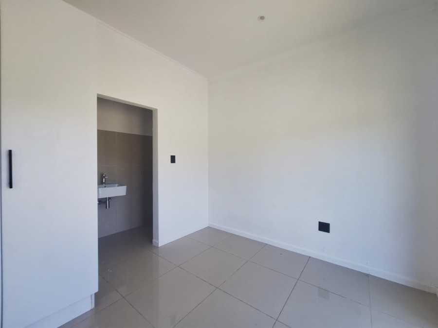 To Let 4 Bedroom Property for Rent in Redstone Private Country Estate North West